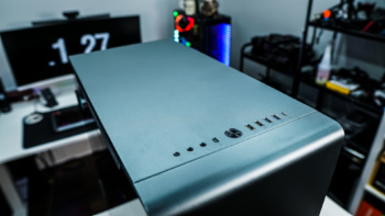 Thermaltake A700 TG Full Tower Case