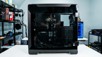 Thermaltake A700 TG Full Tower Case
