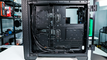 Thermaltake A700 TG Full Tower Case