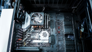 Thermaltake A700 TG Full Tower Case