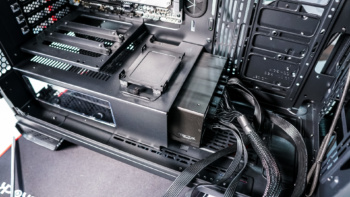 Thermaltake A700 TG Full Tower Case