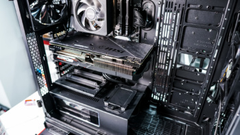 Thermaltake A700 TG Full Tower Case