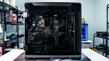 Thermaltake A700 TG Full Tower Case