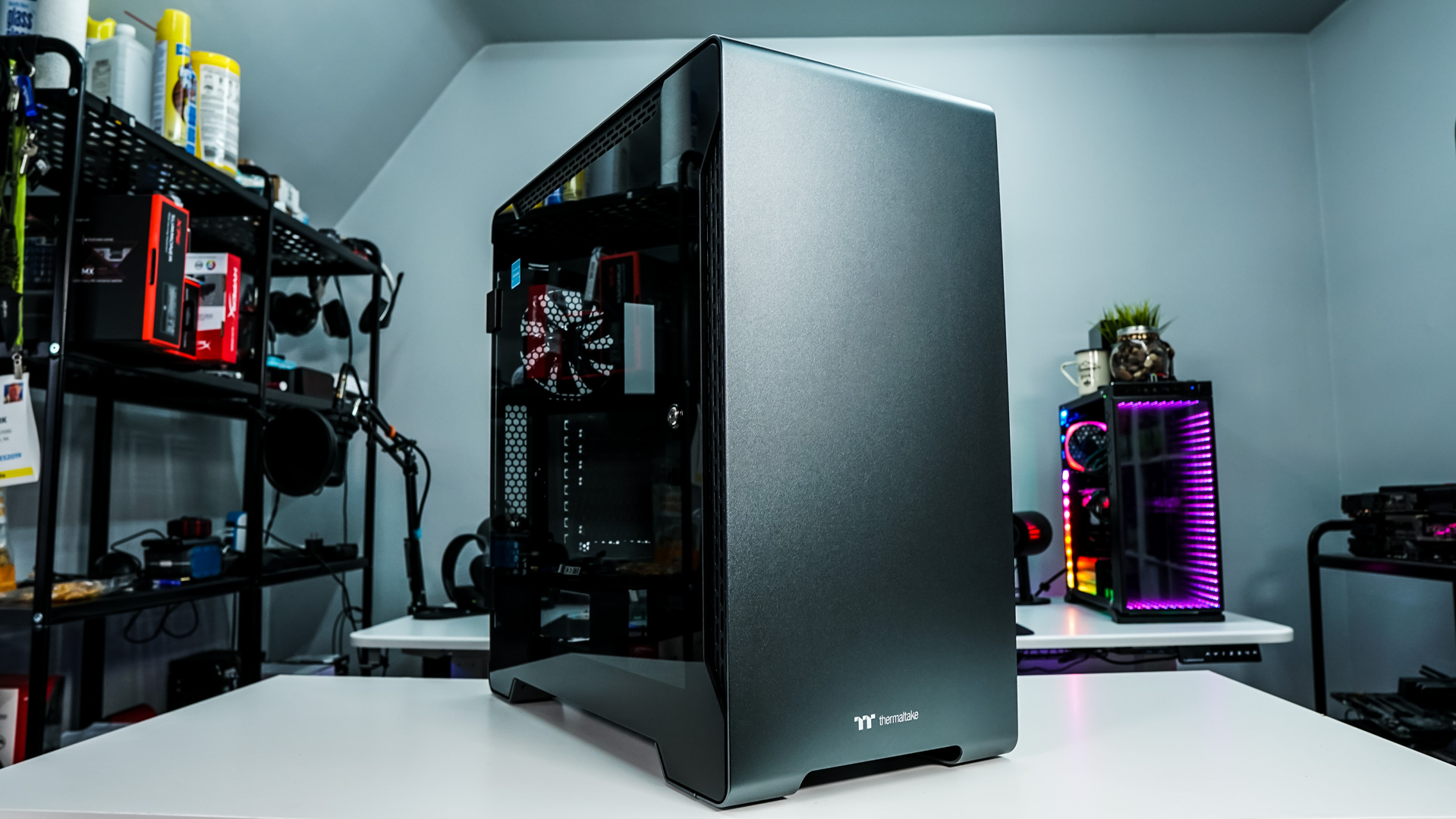 Thermaltake A700 TG Full Tower Case