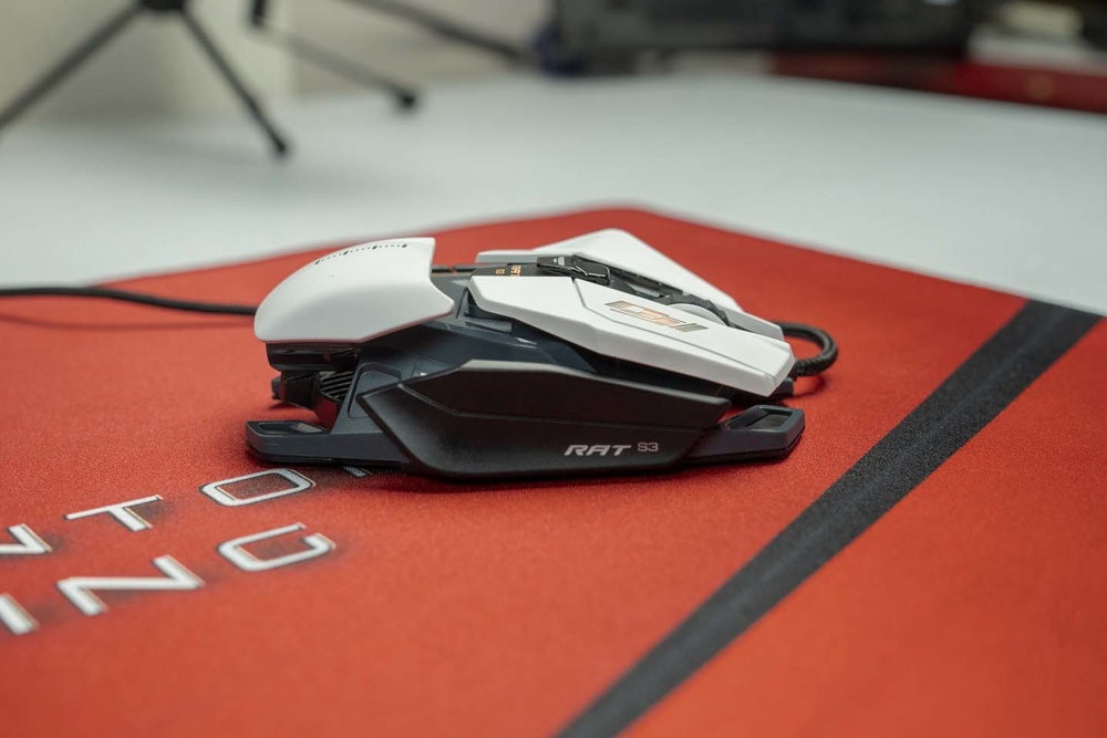 R.A.T. Pro S3 right side view