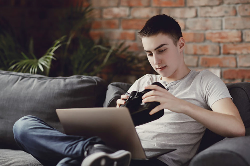kid gaming 1
