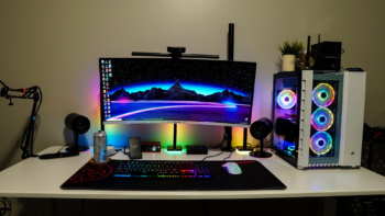 Corsair iCUE LT100 Smart Lighting Towers