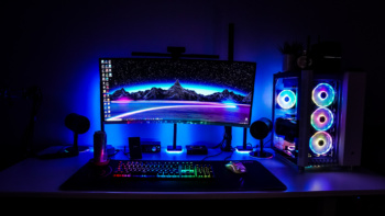 Corsair iCUE LT100 Smart Lighting Towers