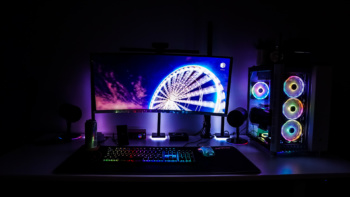 Corsair iCUE LT100 Smart Lighting Towers