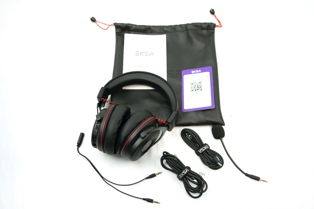 E900 Pro with accessories