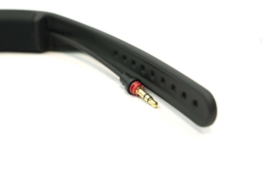H05 Headband plug
