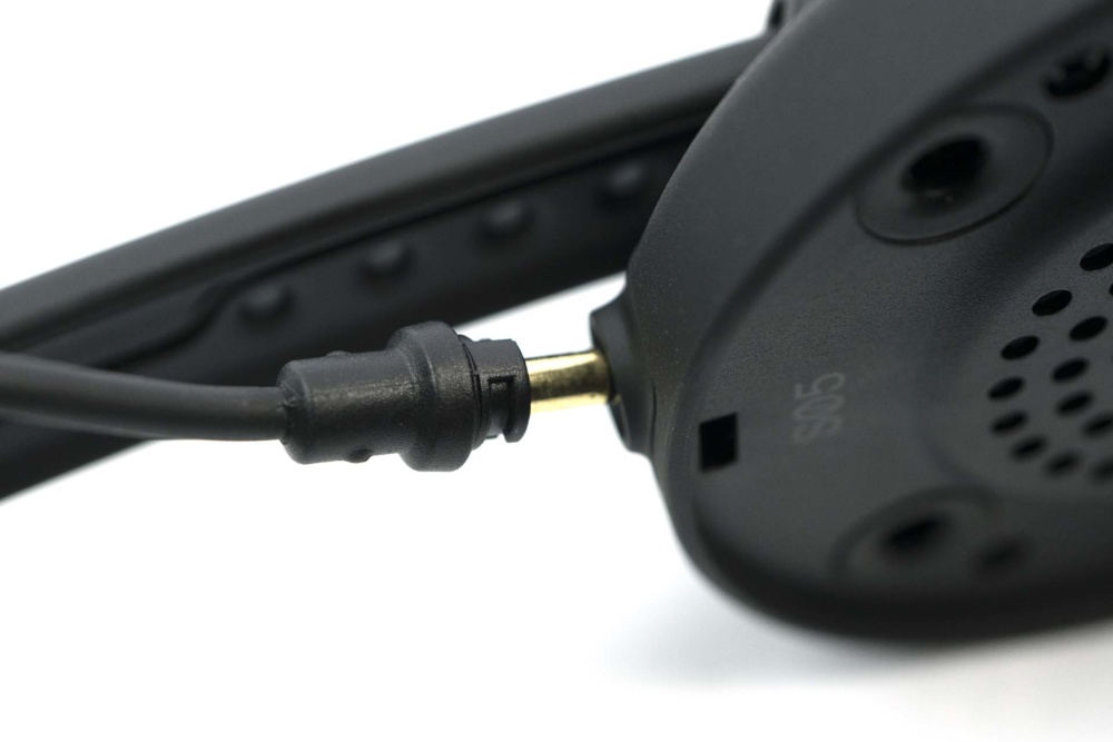 locking plug on TMA-2 HD Wireless