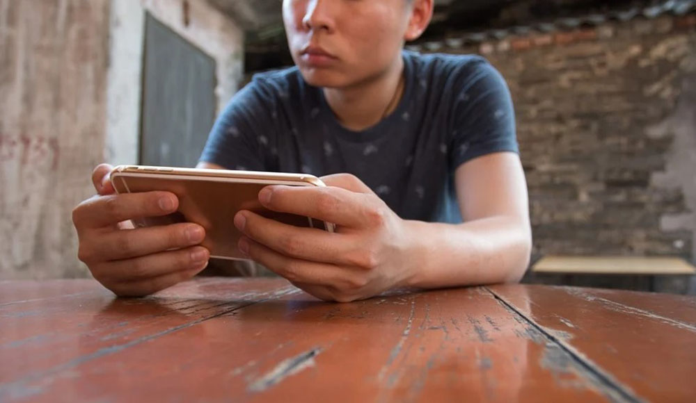 phone kid tech