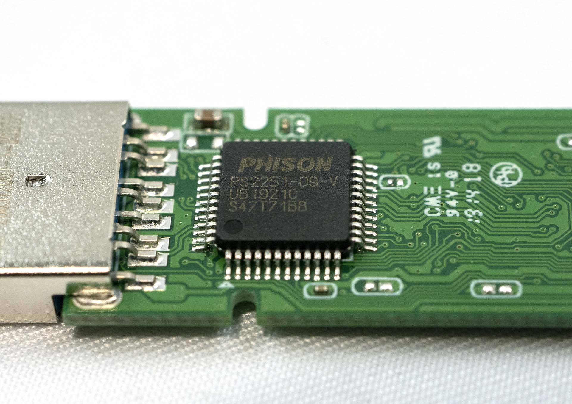 close up of Controller on the t-force spark