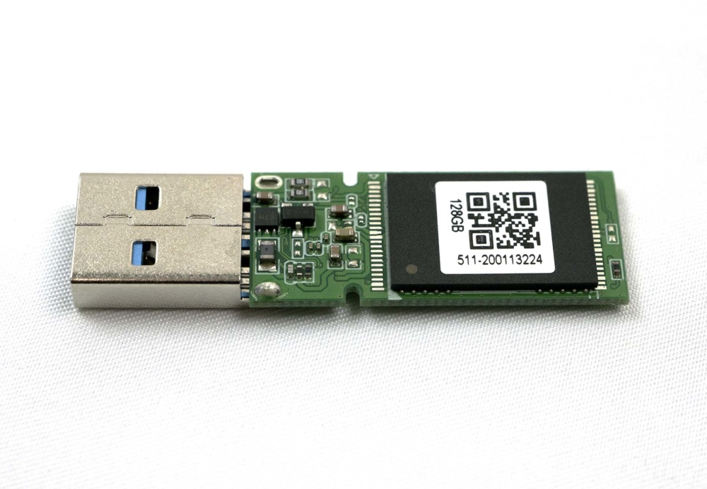 memory chip on the T-Force Spark