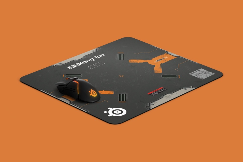 SteelSeries Cyberpunk 2077 mousepad 4