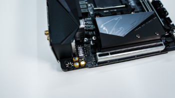 Gigabyte B550i AORUS PRO AX Motherboard