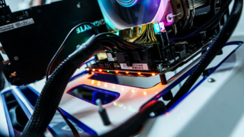 Gigabyte B550i AORUS PRO AX Motherboard