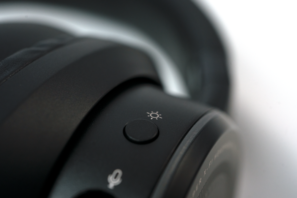 lighting button, SXFI Gamer