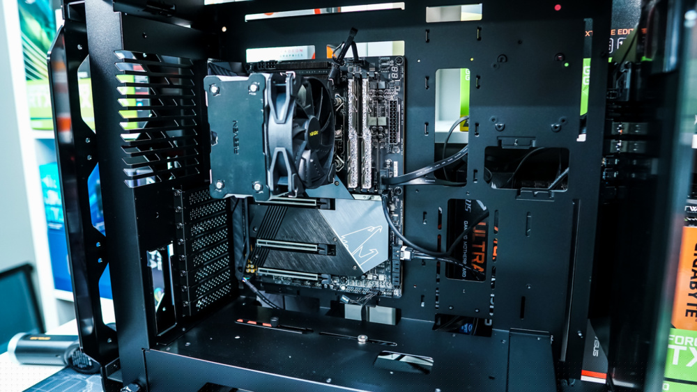 InWin 925 Full Tower Case