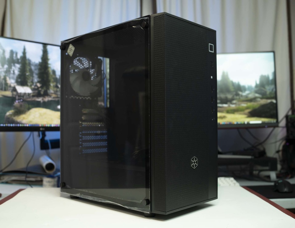 silverstone Fara R1overview