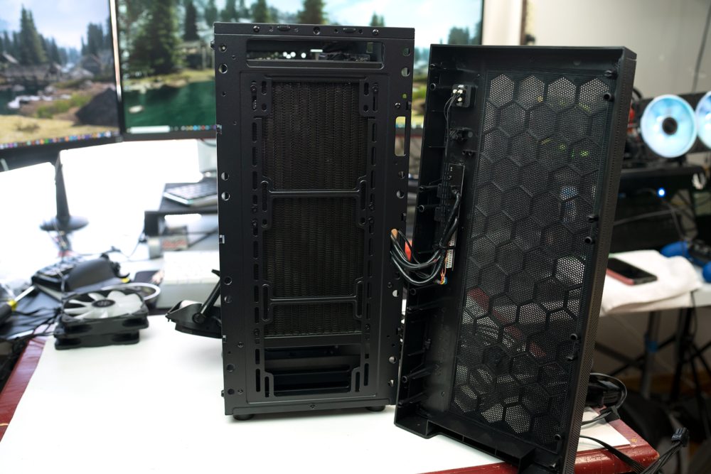 Silverstone Fara R1 radiator