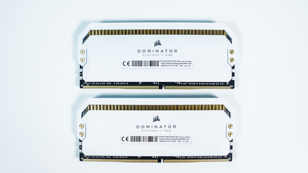 Corsair Dominator Platinum RGB White DDR4-3200 32GB Memory Kit