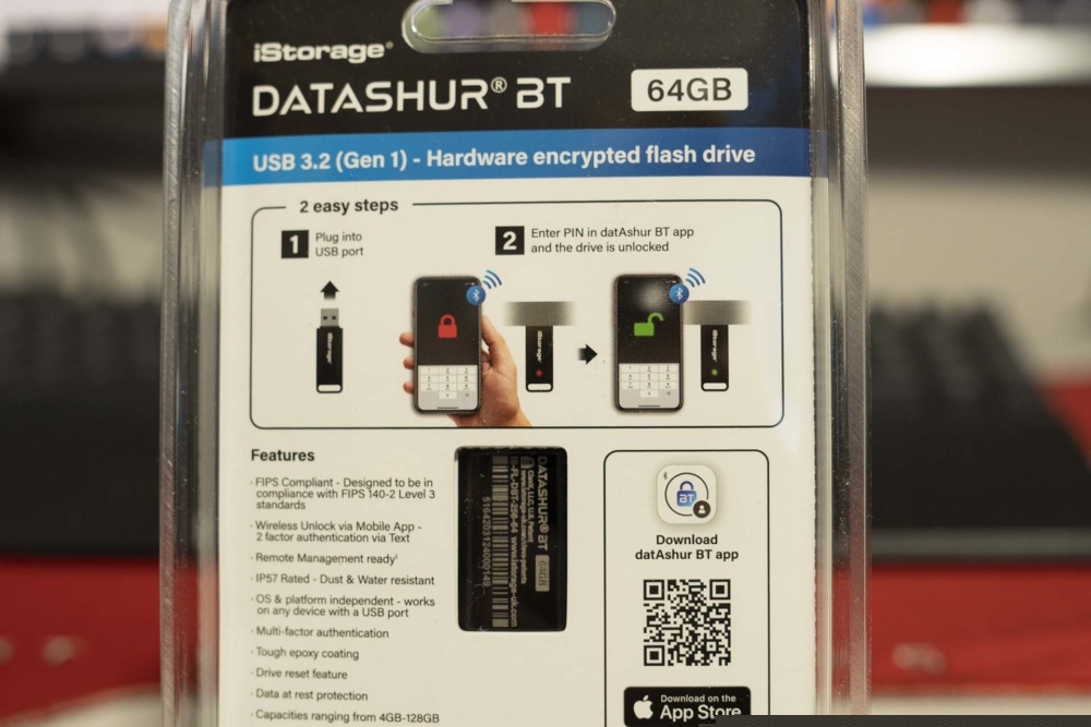 DATASHUR BT_ packaging_back close up