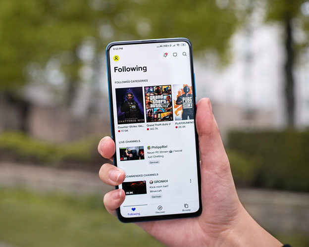 phone following 2021