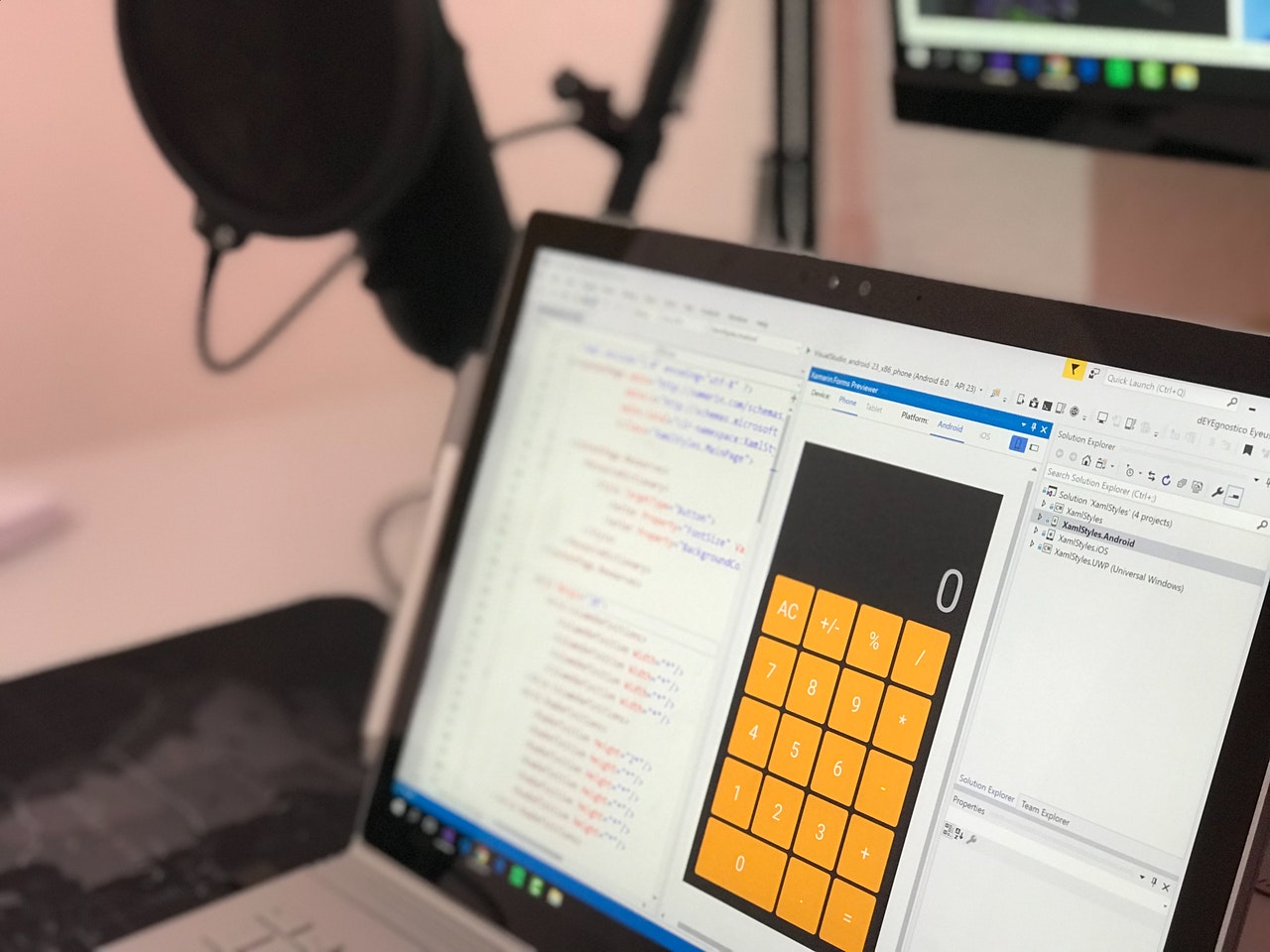 laptop calculator