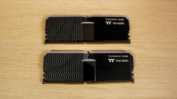 Thermaltake TOUGHRAM XG RGB 16GB DDR4-4000 Memory Kit