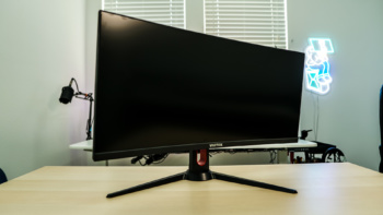 Viotek GNV30CBXA 30-inch 200 Hz Curved Gaming Monitor