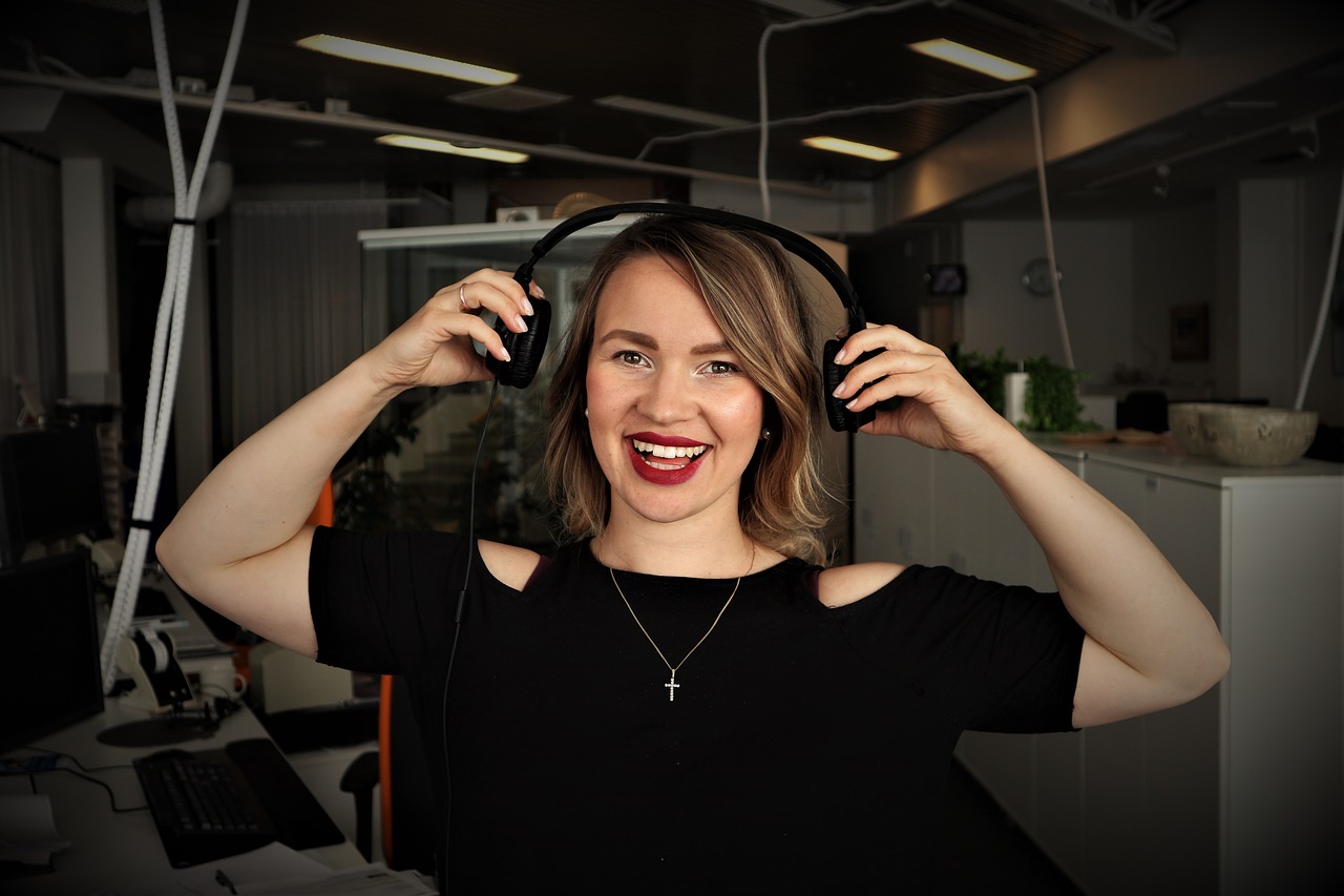 podcasting woman