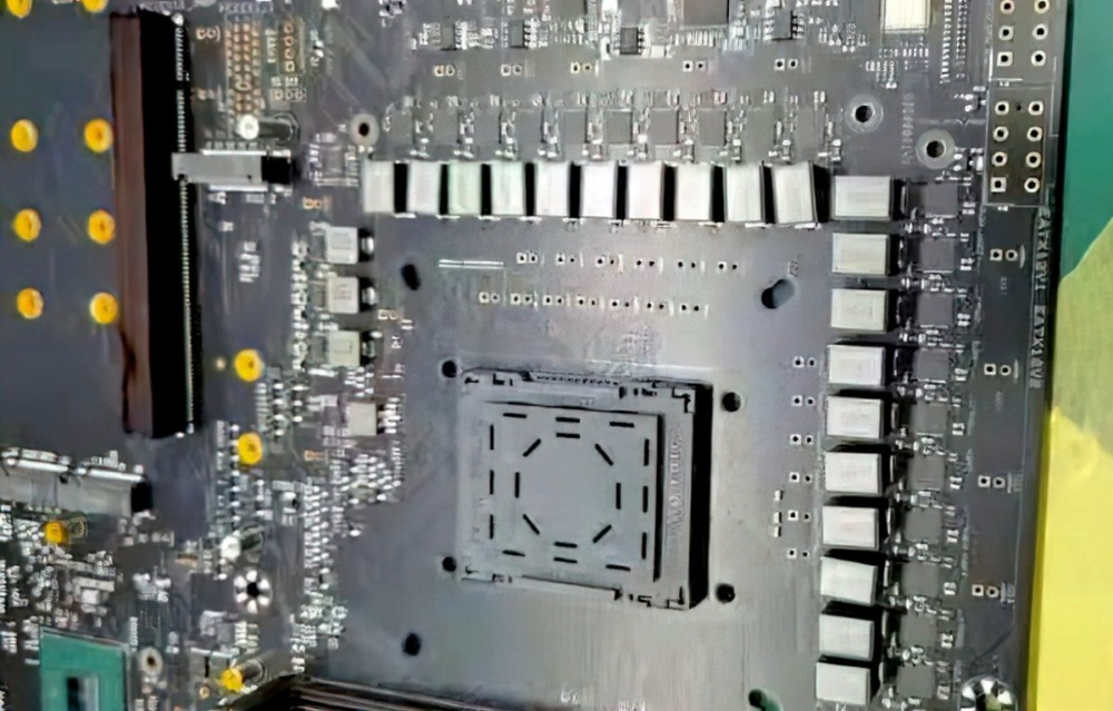 Intel Z690 Motherboard HeroHero 1 1200x767 1