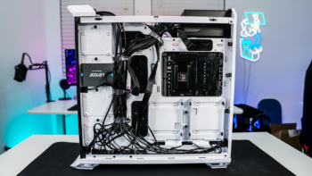 Fractal Design Torrent Case