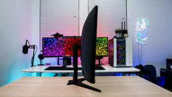 AOC C32G2ZE 32-inch 240 Hz Gaming Monitor