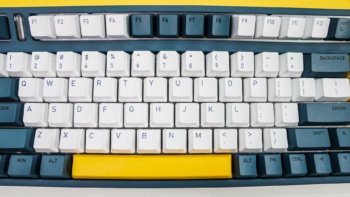 iQunix A80 Explorer Wireless Mechanical Keyboard