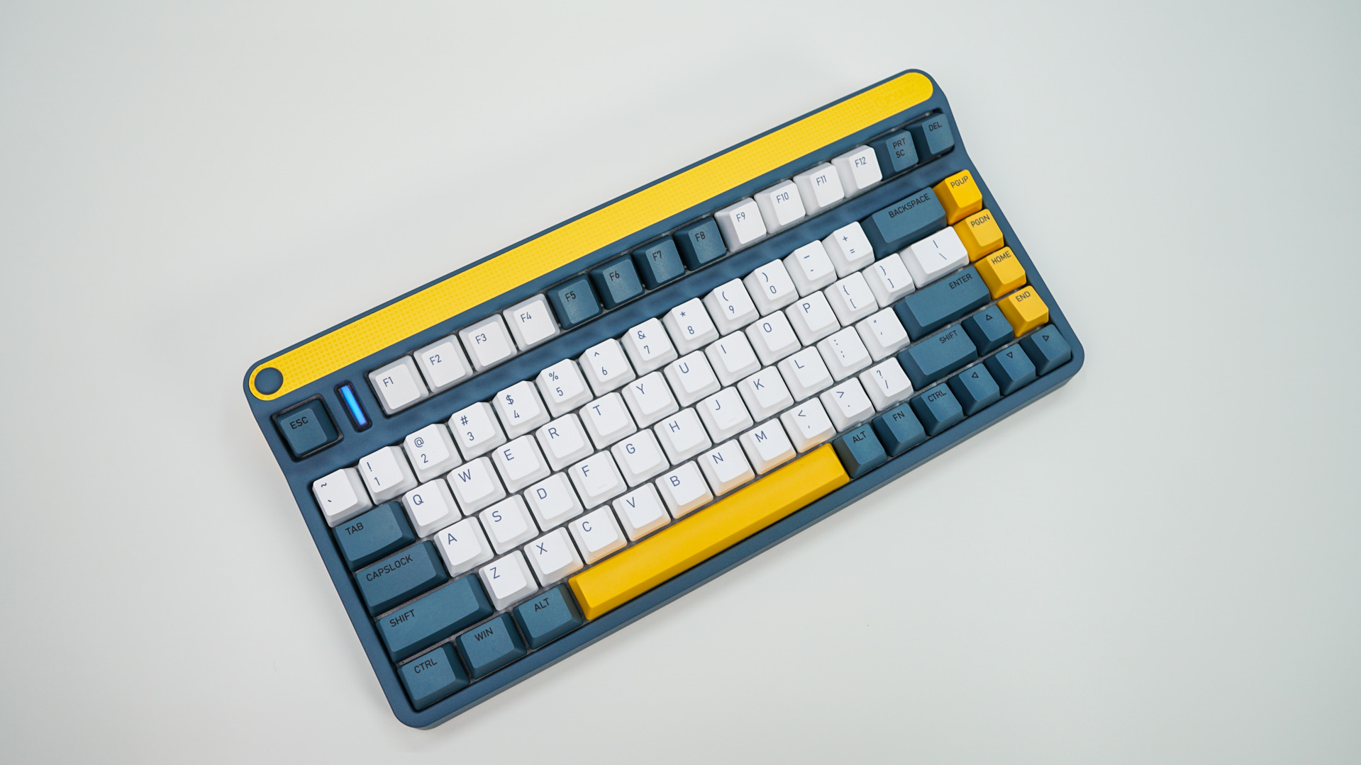 iQunix A80 Explorer Wireless Mechanical Keyboard Review