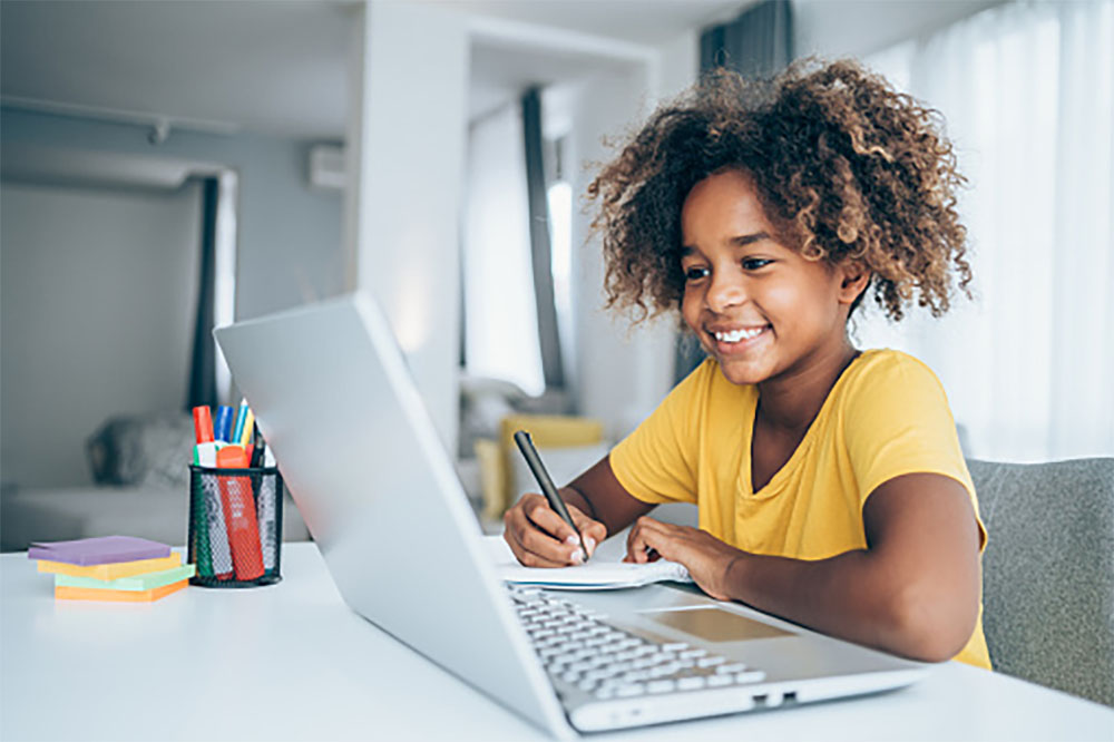 laptop child 2021 1