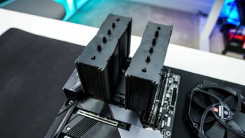 Noctua NH-D15 chromax.black CPU Cooler Installation