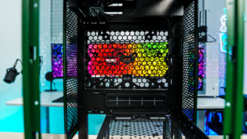 Thermaltake The Tower 100 Racing Green Case