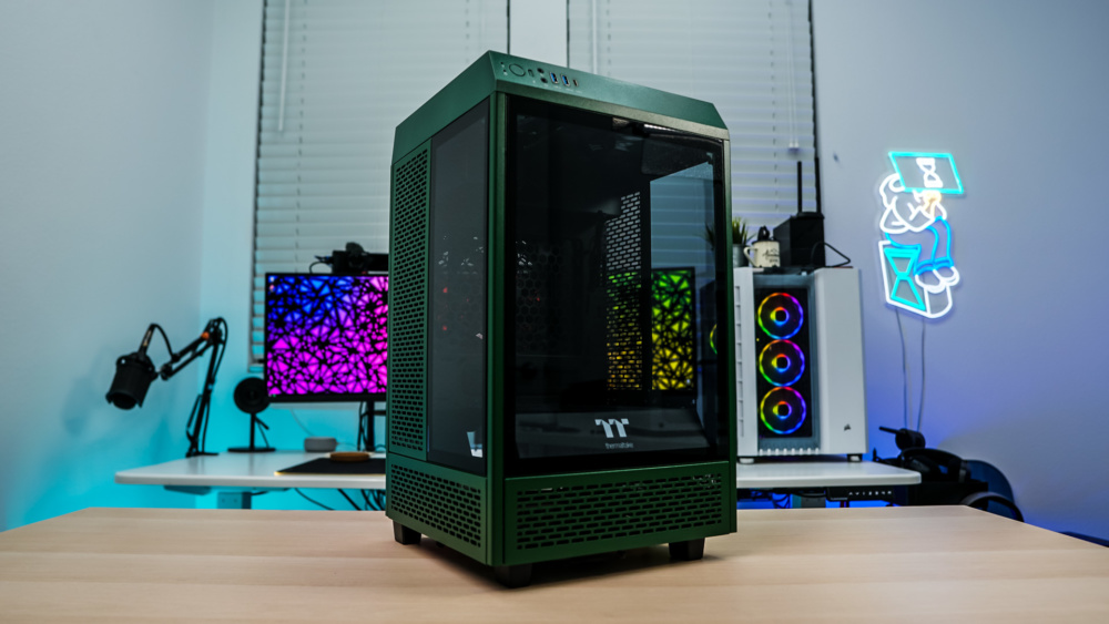 Thermaltake The Tower 100 Racing Green Case