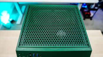 Thermaltake The Tower 100 Racing Green Case