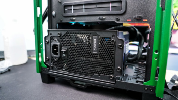 Thermaltake The Tower 100 Racing Green Case