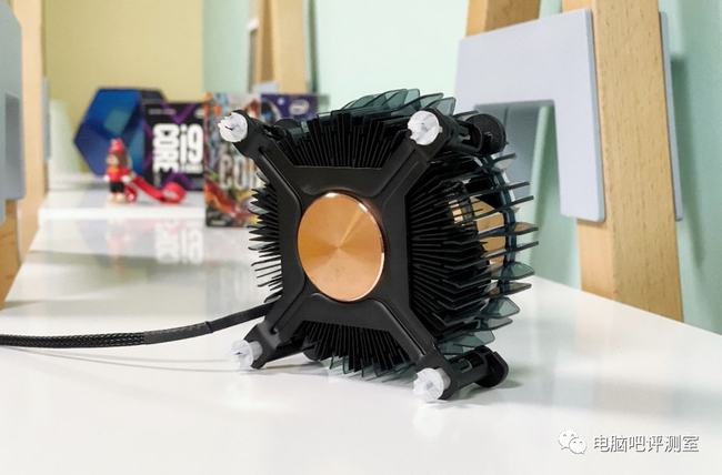 Intel stock Laminar RM1 cooler for Alder Lake S tested 3