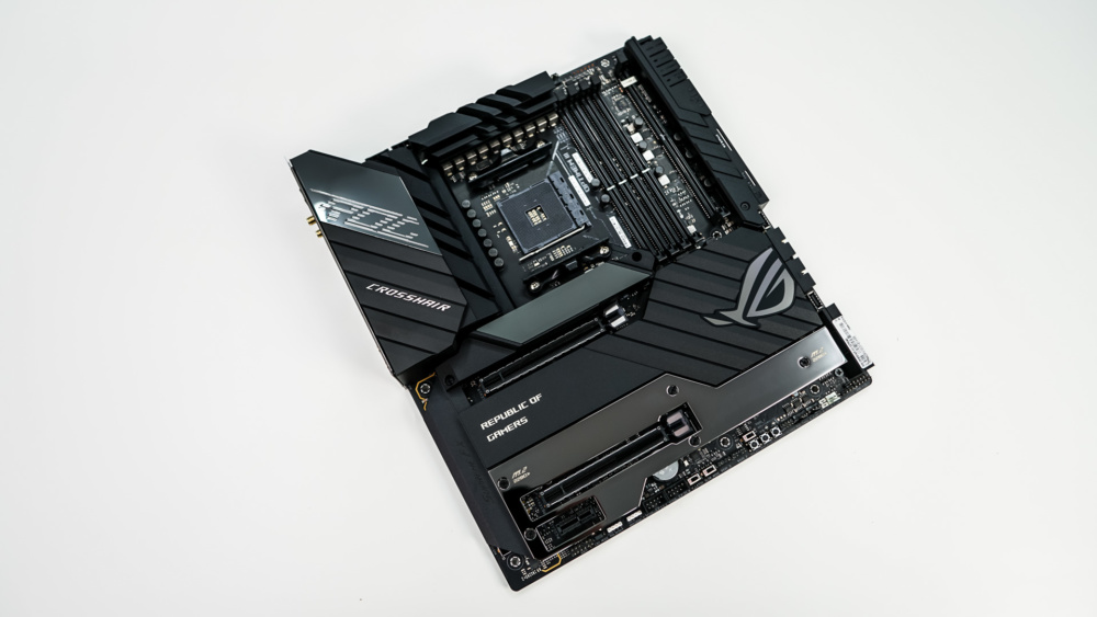 ASUS ROG Crosshair VIII Extreme Motherboard