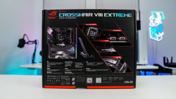 ASUS ROG Crosshair VIII Extreme Motherboard