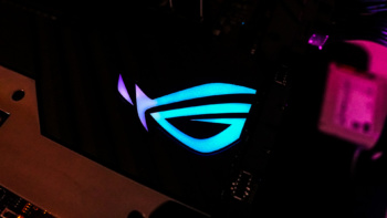 ASUS ROG Crosshair VIII Extreme Motherboard