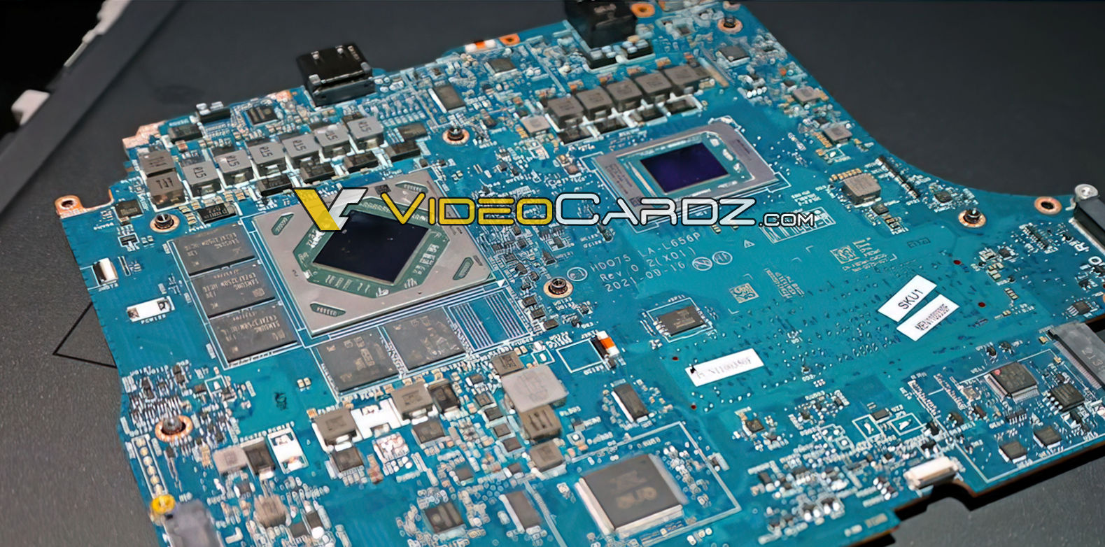 AMD Ryzen 9 6980HX Radeon RX 6850XT