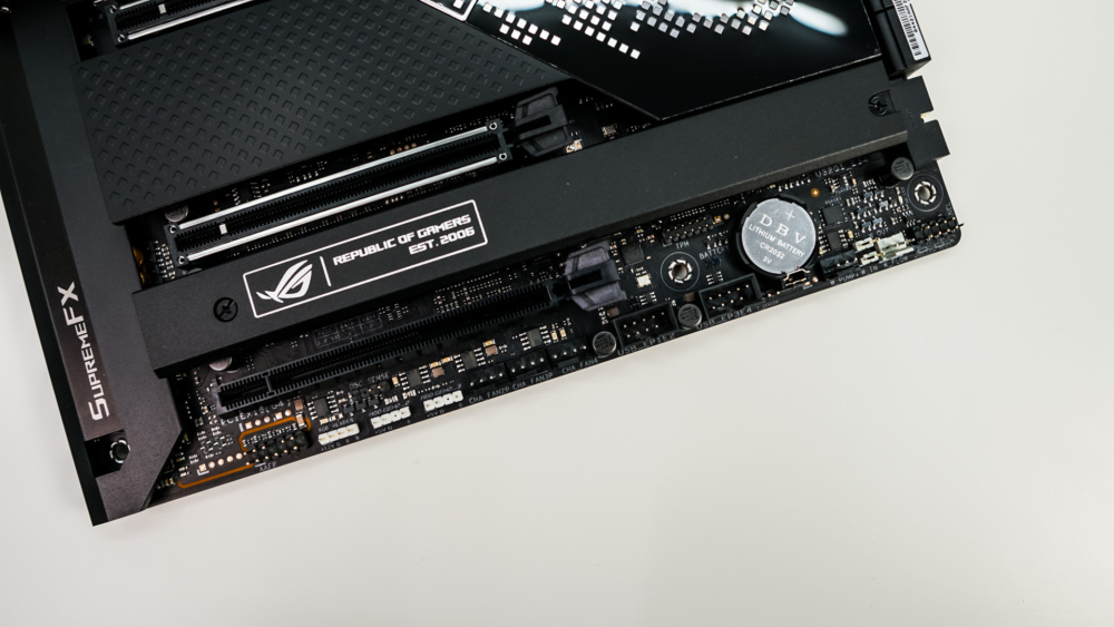 ASUS ROG Maximus Z690 Hero Motherboard